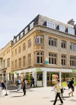 Oxford building